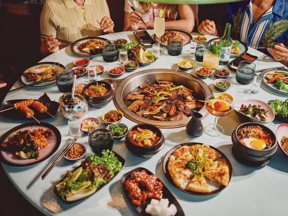 Virgin Voyages, Gunbae 2.jpg